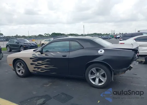 2020 Dodge Challenger Sxt z USA, uszkodzony, nr VIN 2C3CDZAGXLH103769
